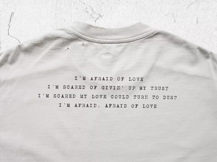 UNDERWATER White Aged Wash Destroyed Portrait Print Long Sleeve Tee | Face 3 Face