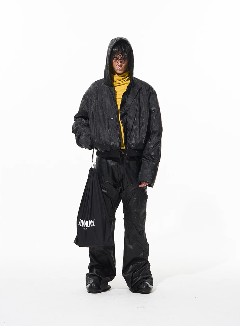 BLIND NO PLAN Snake-Texture Pleated Short Hooded Jacket | Face 3 Face