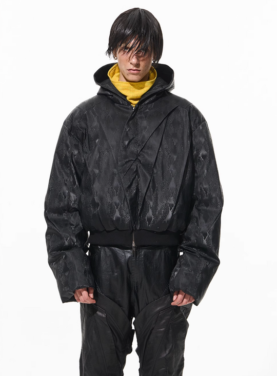 BLIND NO PLAN Snake-Texture Pleated Short Hooded Jacket | Face 3 Face