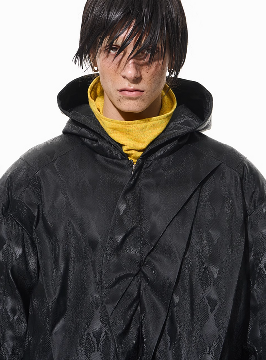 BLIND NO PLAN Snake-Texture Pleated Short Hooded Jacket | Face 3 Face