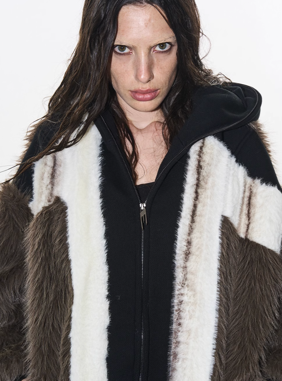 BLIND NO PLAN Colorblocked Hooded Fur Jacket | Face 3 Face