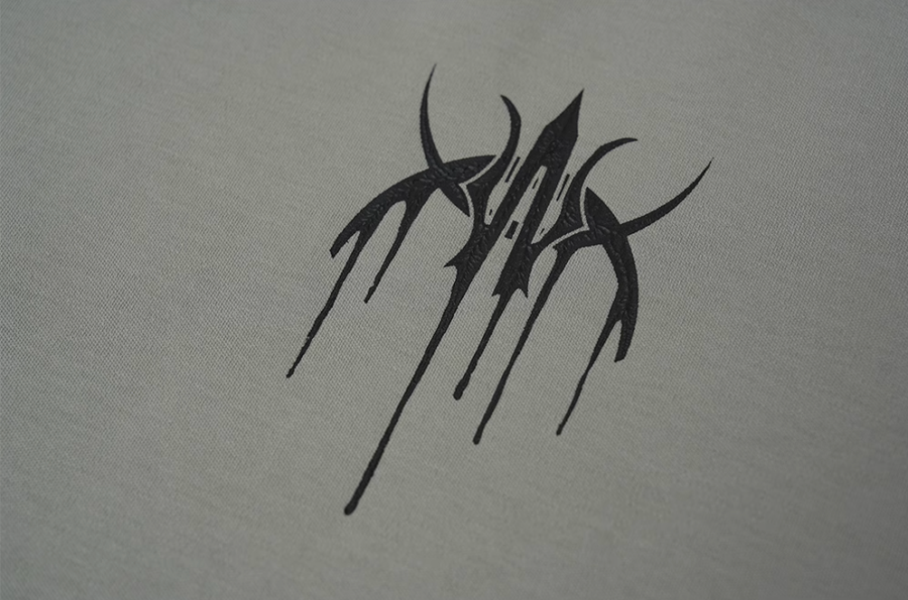 BLIND NO PLAN 3D Logo Printed Cool Tee | Face 3 Face