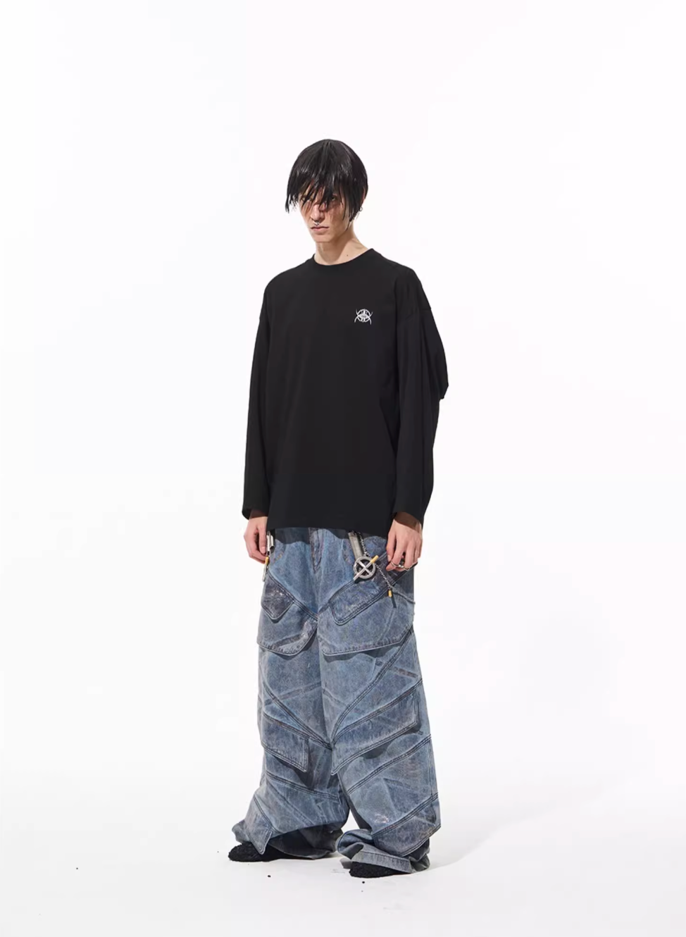 BLIND NO PLAN Logo Embroidered Inverted Sleeve Long Sleeve Tee | Face 3 Face