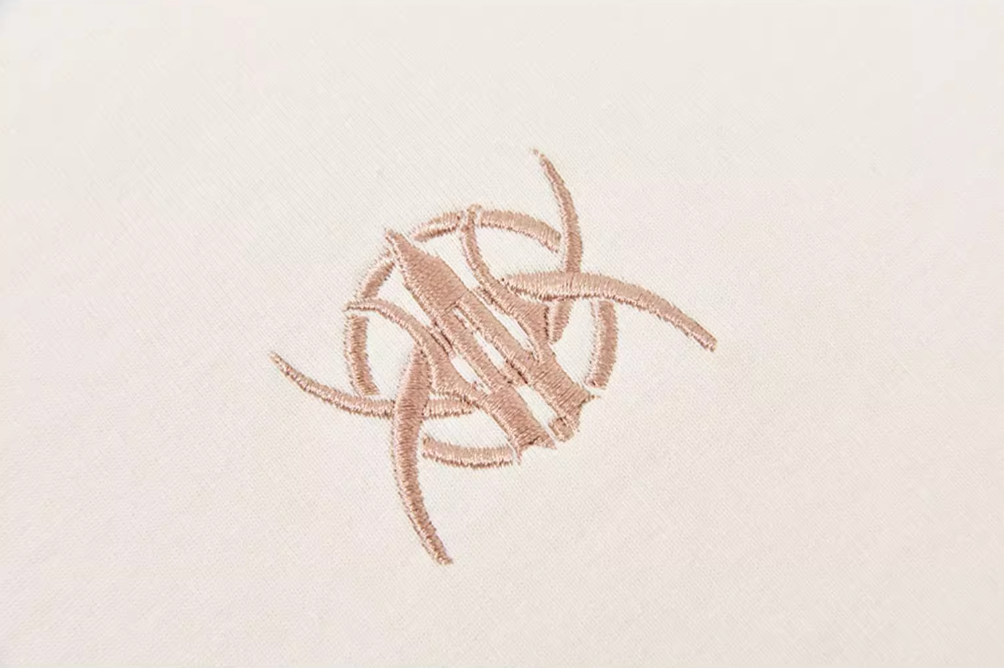 BLIND NO PLAN Logo Embroidered Inverted Sleeve Long Sleeve Tee | Face 3 Face