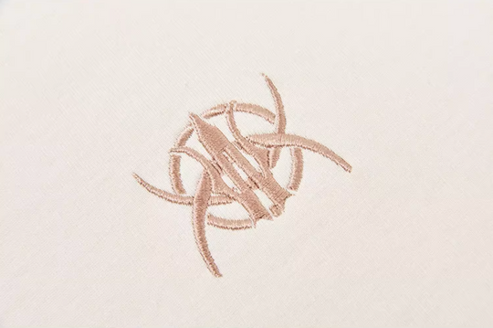 BLIND NO PLAN Logo Embroidered Inverted Sleeve Long Sleeve Tee | Face 3 Face