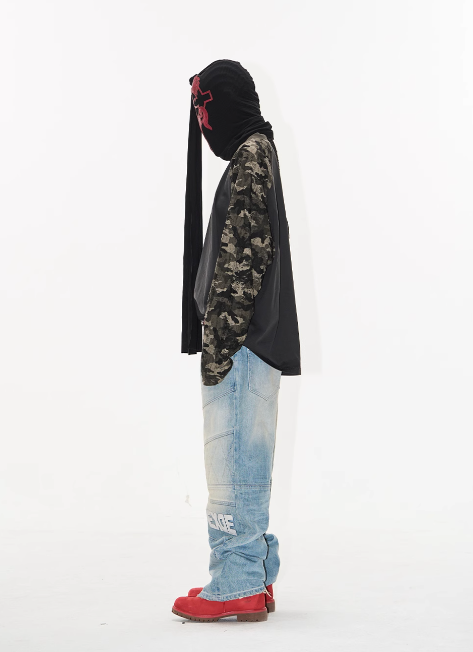 BLIND NO PLAN Camouflage Contrast Embroidered Raglan Long Sleeve Tee | Face 3 Face