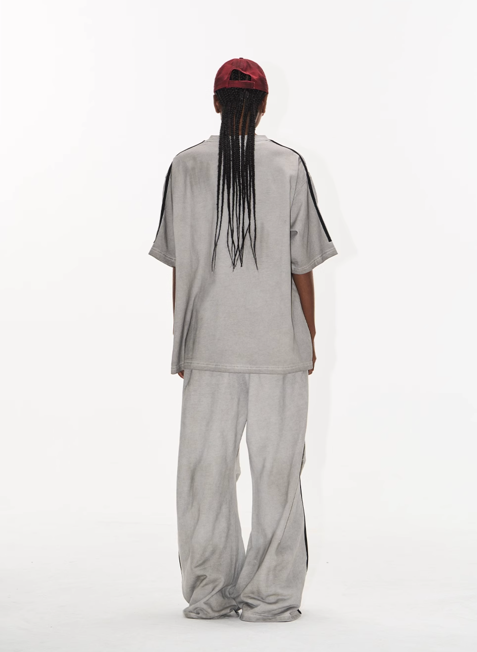 BLIND NO PLAN Distressed Washed Sports Badge Tee | Face 3 Face