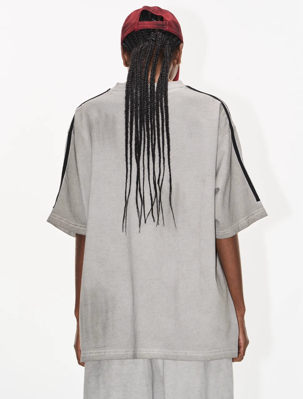 BLIND NO PLAN Distressed Washed Sports Badge Tee | Face 3 Face