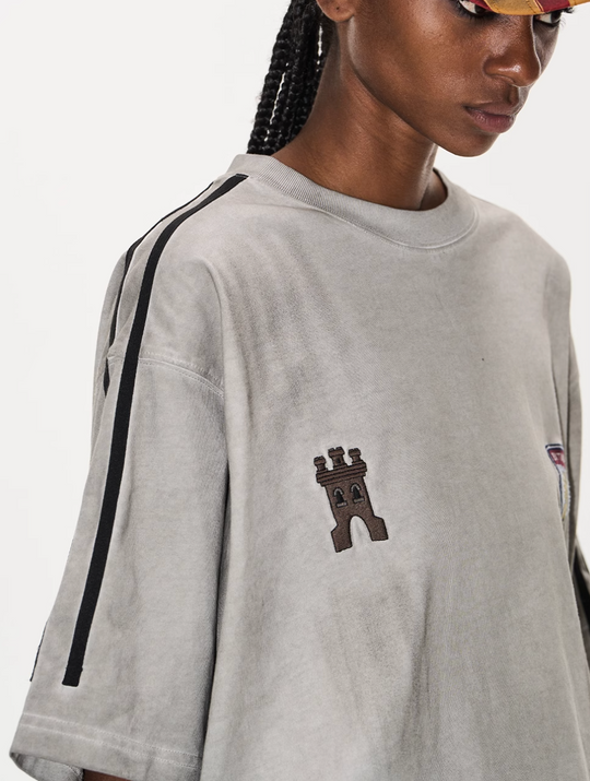 BLIND NO PLAN Distressed Washed Sports Badge Tee | Face 3 Face