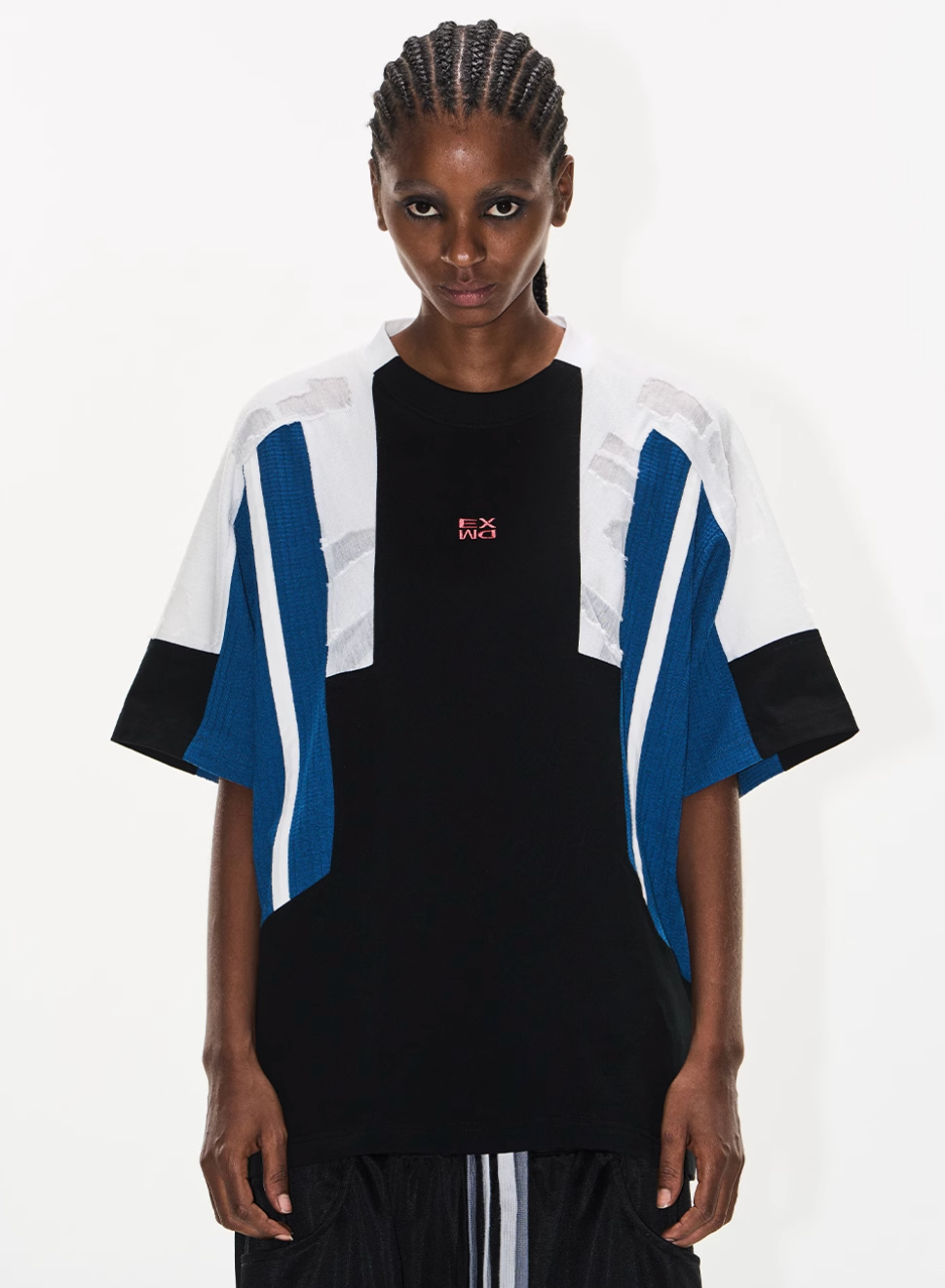 BLIND NO PLAN Colorblocked Textured Embroidery Tee | Face 3 Face