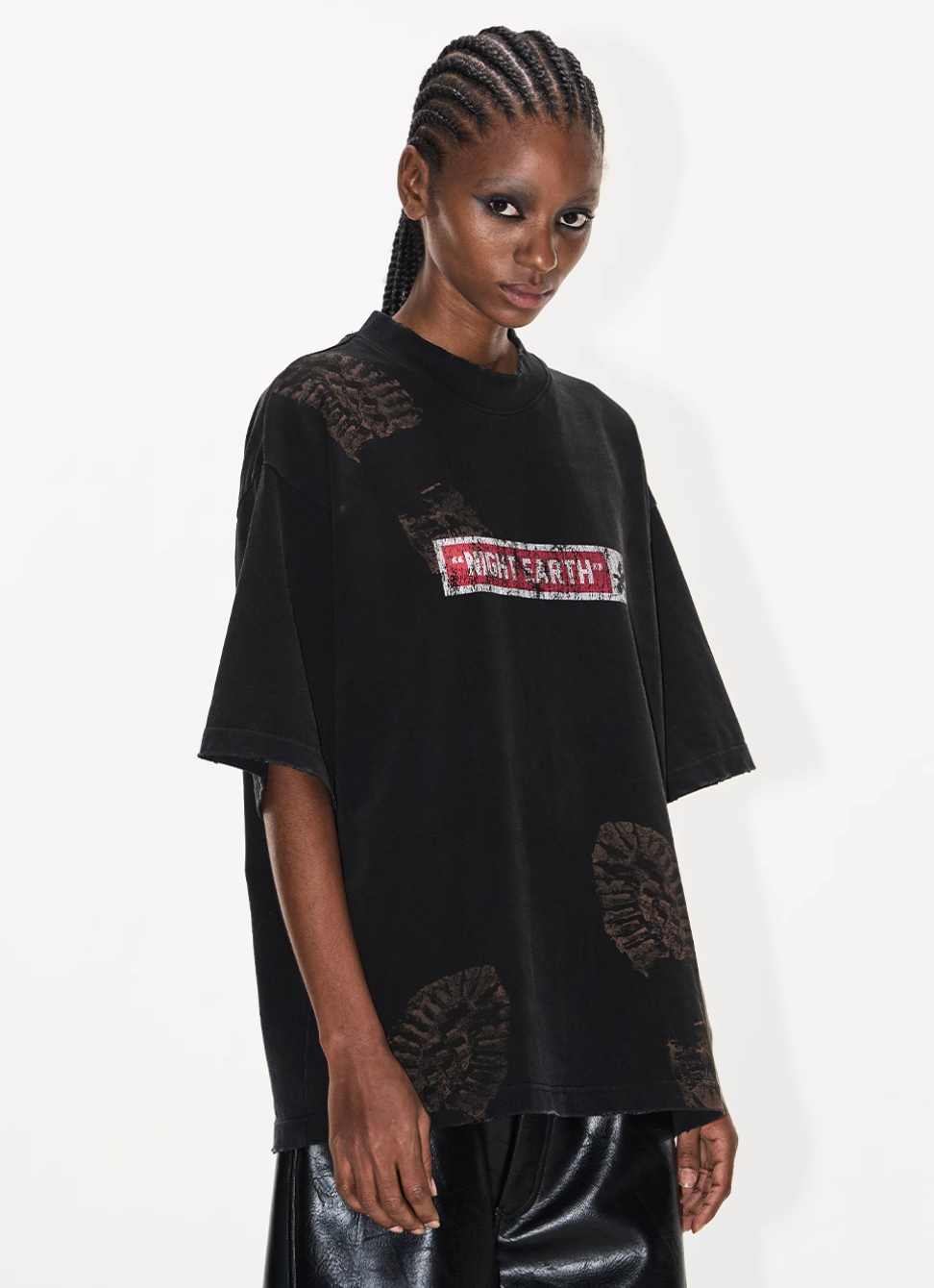 BLIND NO PLAN Washed and Aged Footprint Tee | Face 3 Face