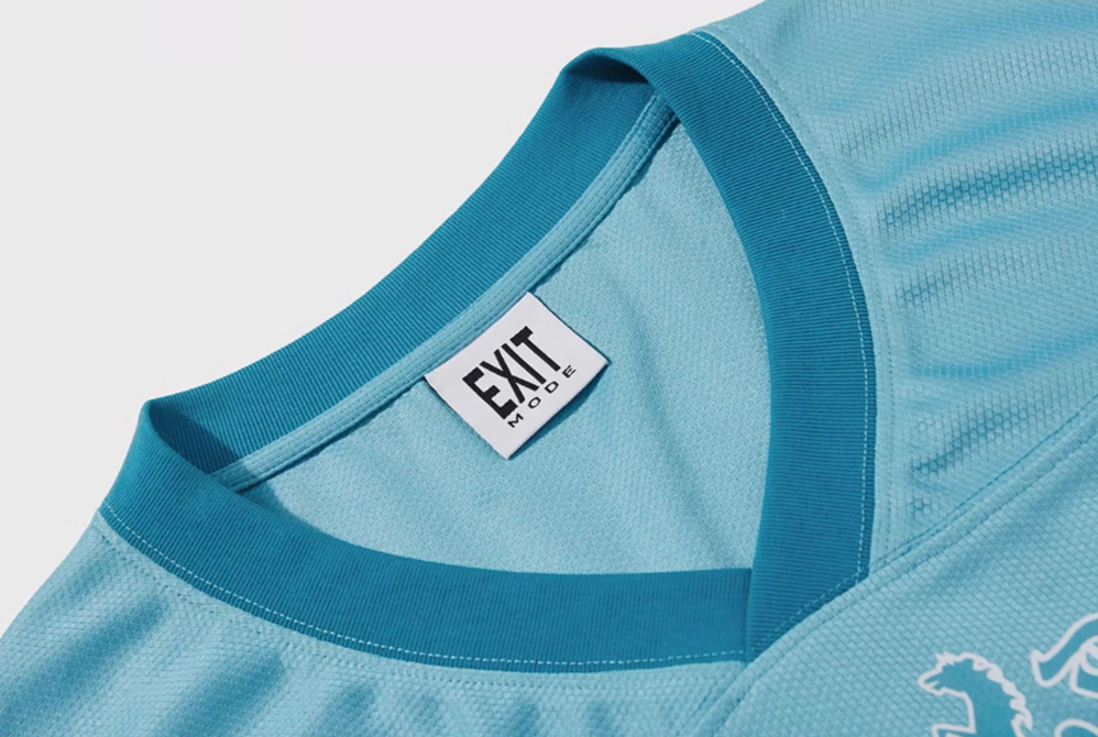 BLIND NO PLAN Cross Horse Print Hockey Jersey Tee | Face 3 Face