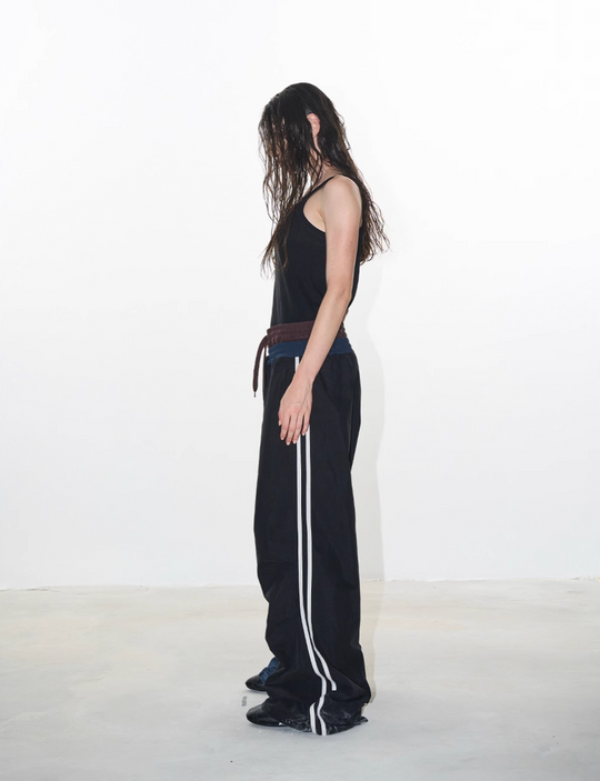 BLIND NO PLAN Double Waistband Layer 3D Pleated Sweatpants | Face 3 Face