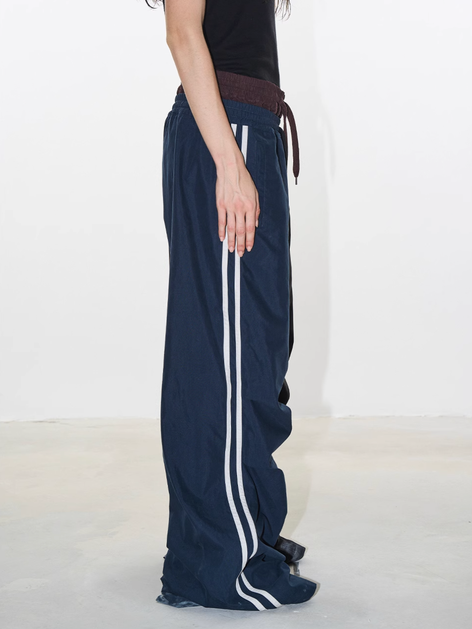 BLIND NO PLAN Double Waistband Layer 3D Pleated Sweatpants | Face 3 Face