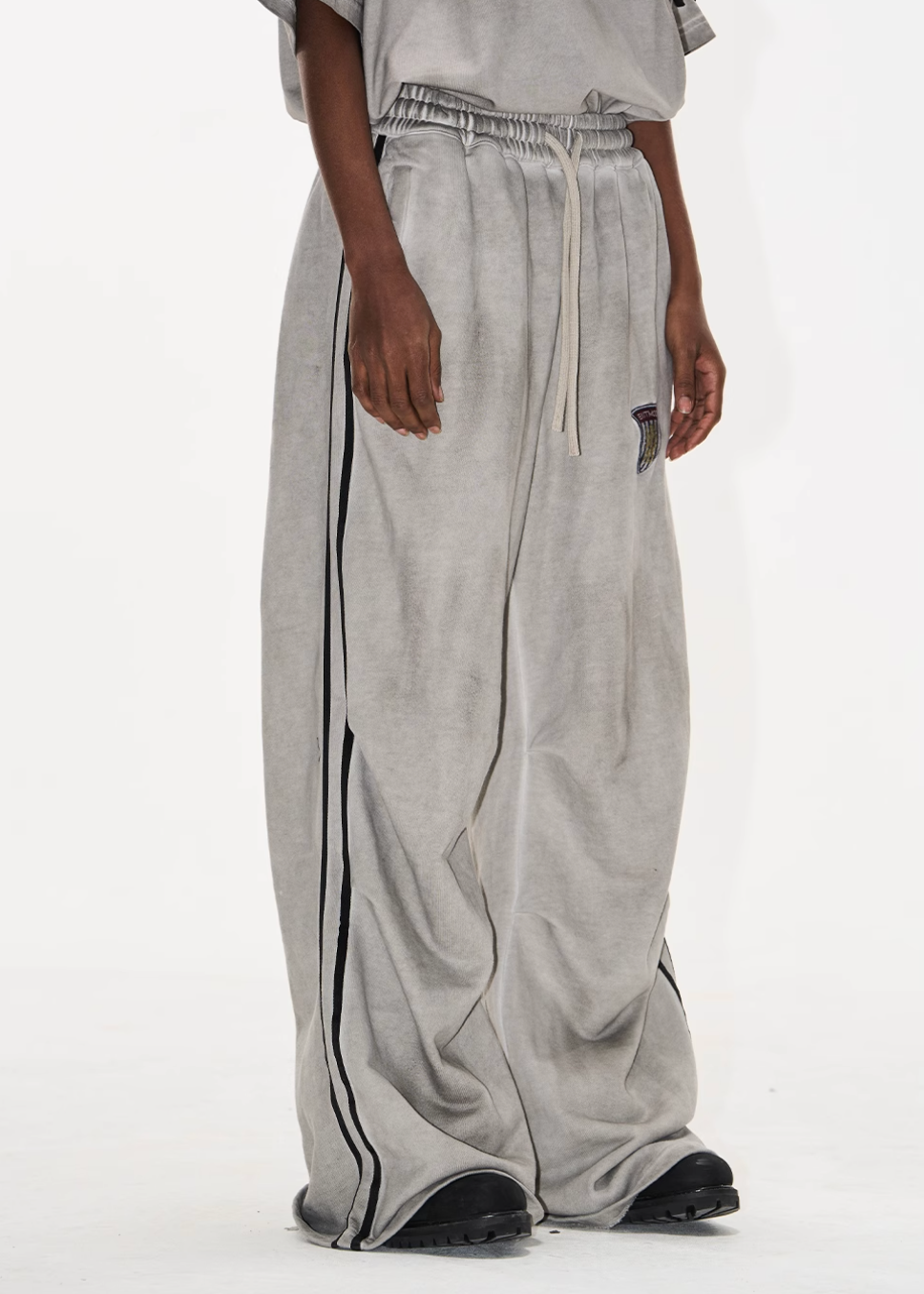 BLIND NO PLAN Distressed Washed Baggy Sport Sweatpants | Face 3 Face