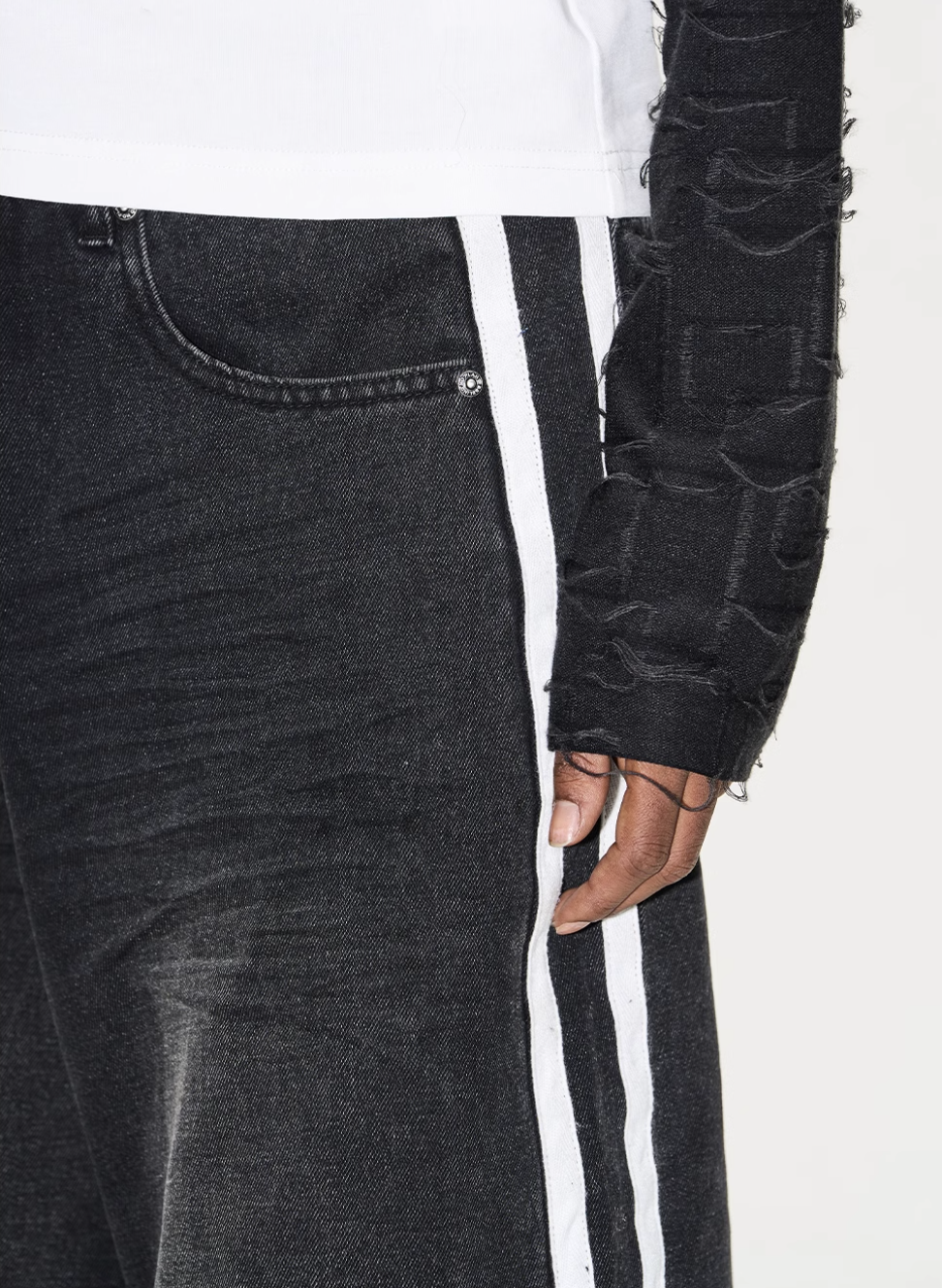 BLIND NO PLAN Washed Distressed Color-Blocked Striped Baggy Jeans | Face 3 Face