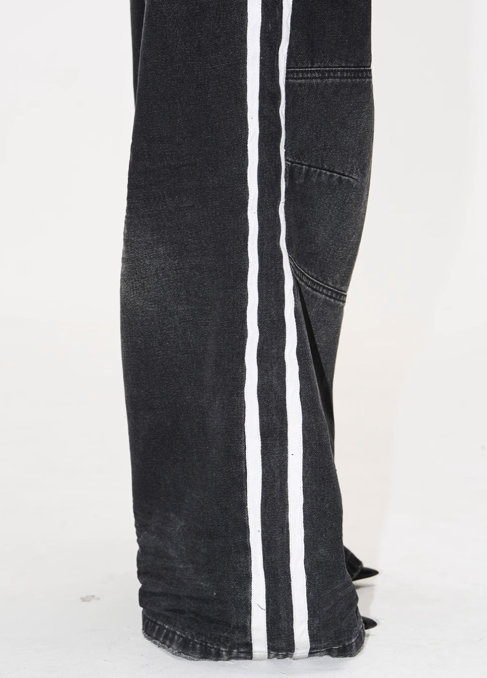 BLIND NO PLAN Washed Distressed Color-Blocked Striped Baggy Jeans | Face 3 Face