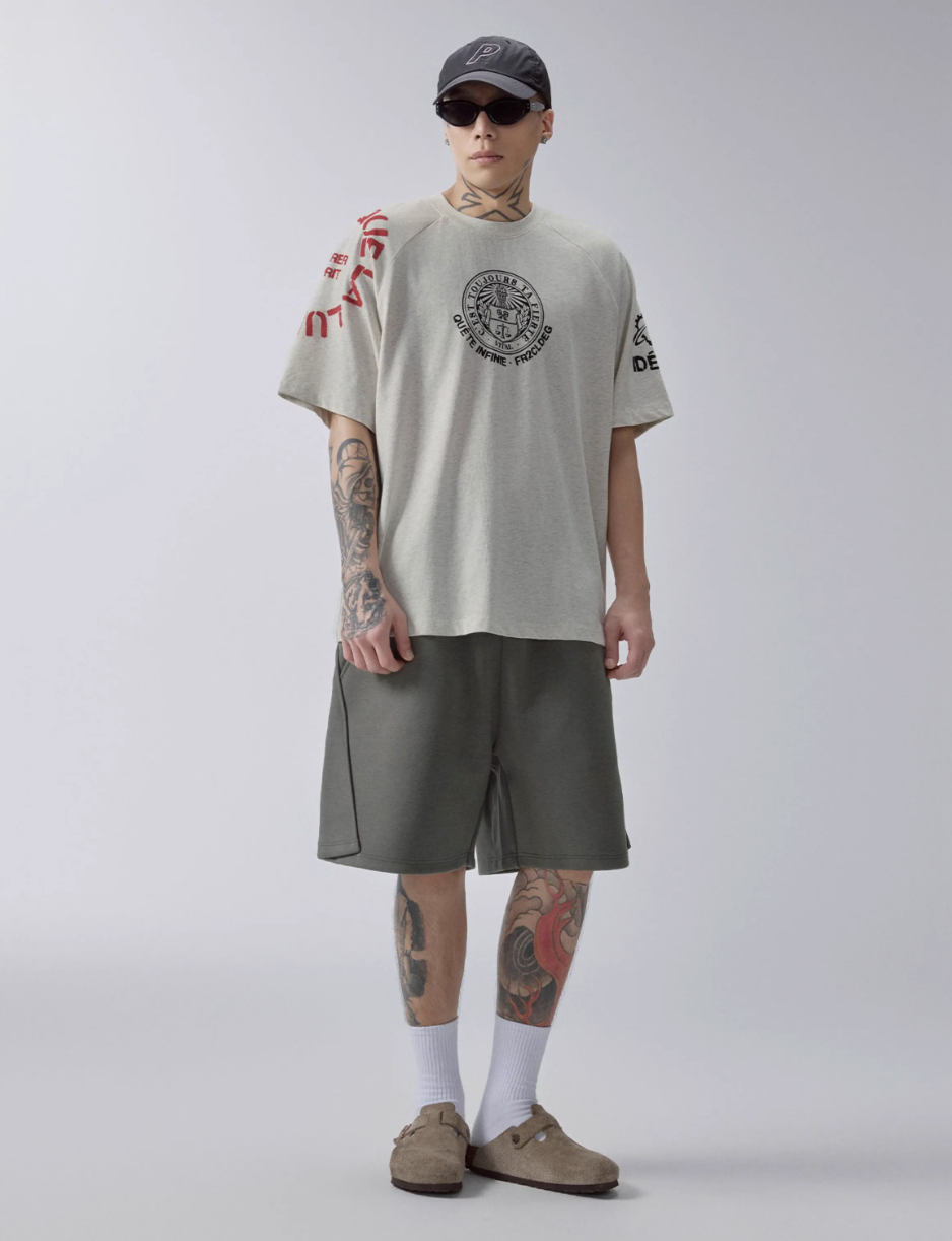 F2CE QUÊTE INFINIE Printed Raglan Sleeve Tee | Face 3 Face