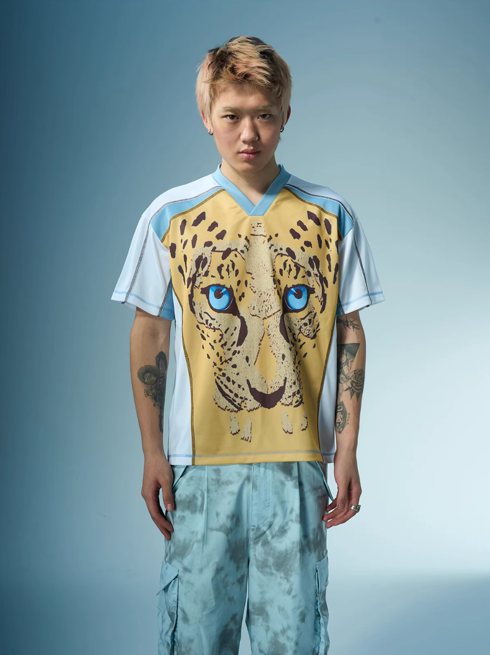 EVILKNIGHT(EK) Leopard Print V-neck Soccer Jersey | Face 3 Face