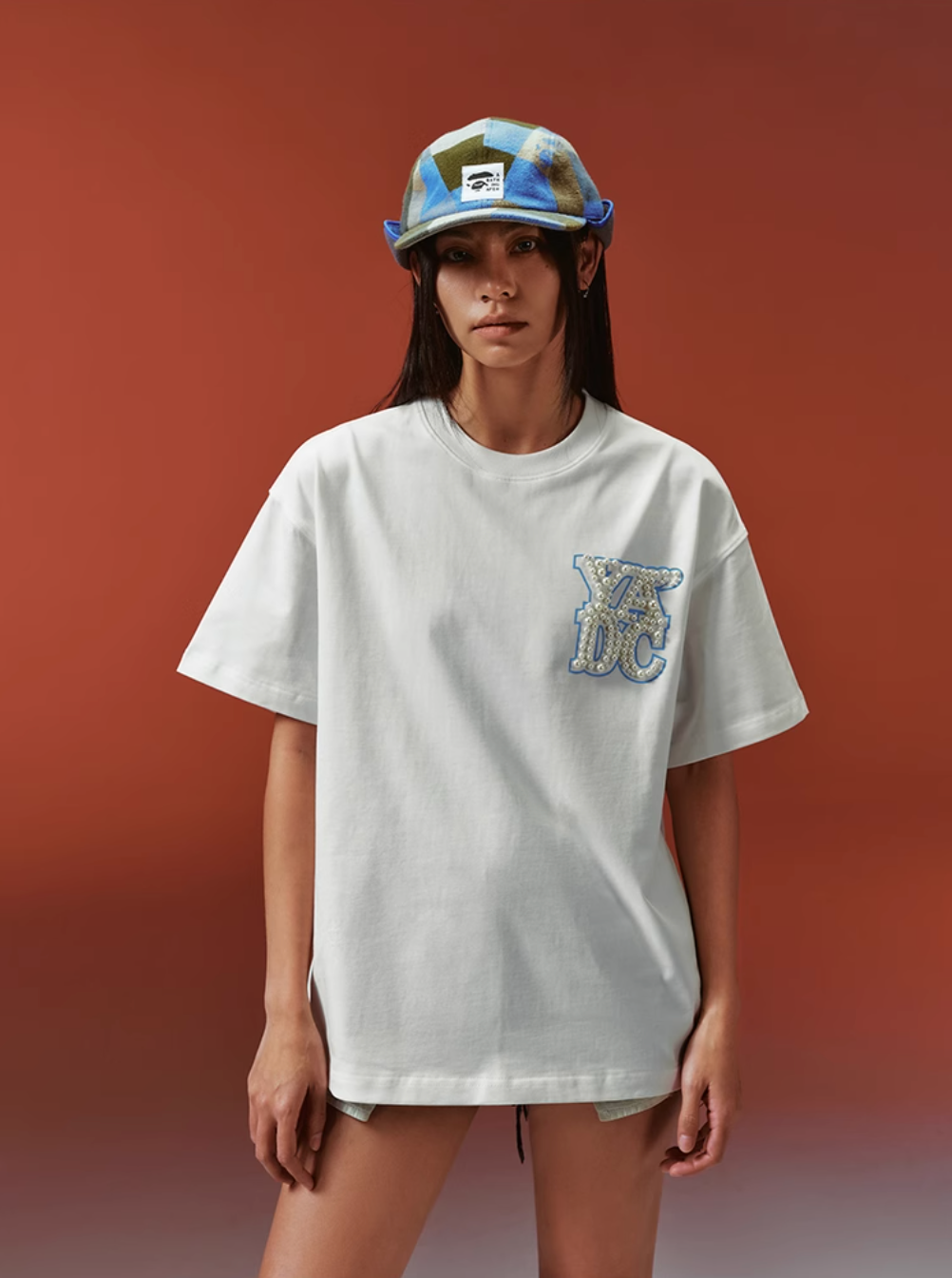 YADcrew Printed Pearl Logo Basic Tee | Face 3 Face