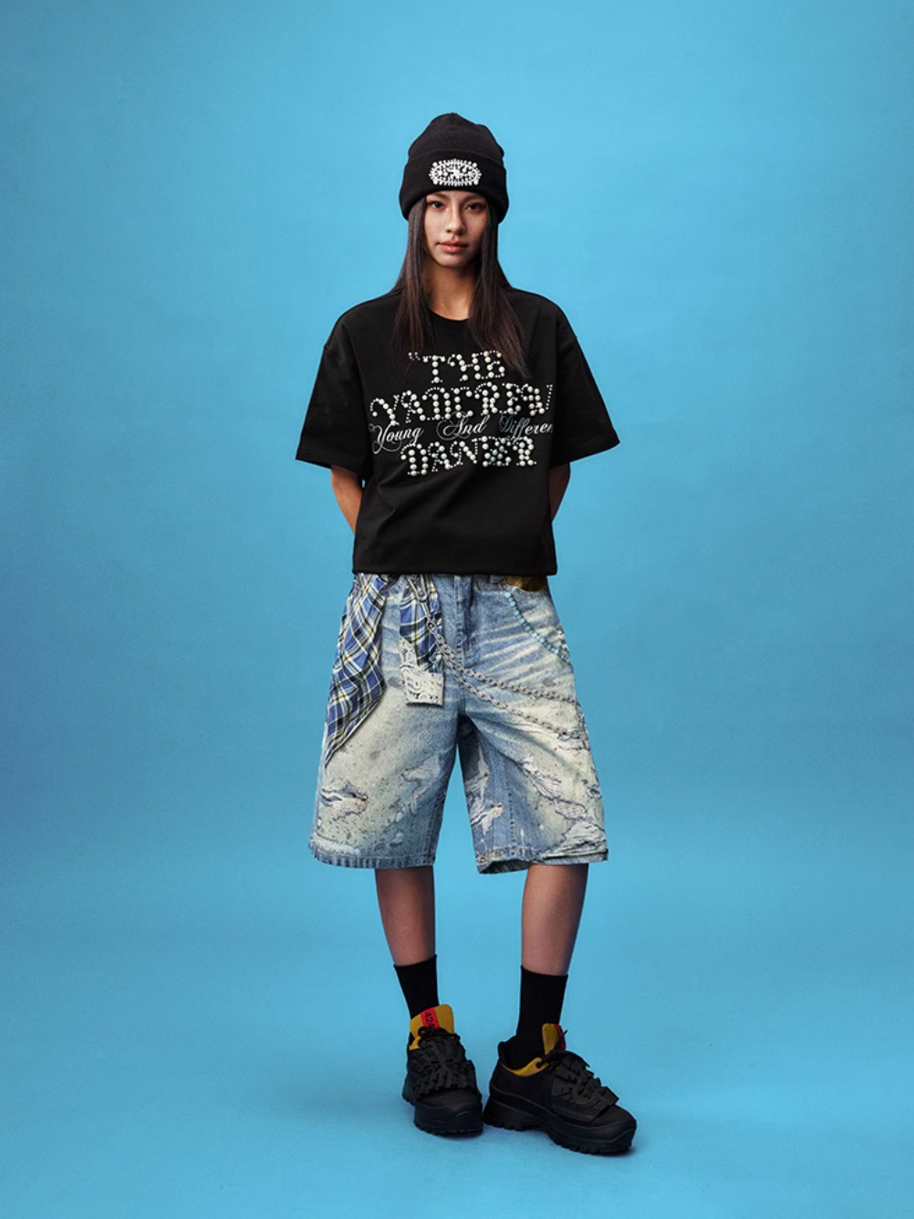 YADcrew Pearl Typography Logo Embroidered Tee | Face 3 Face