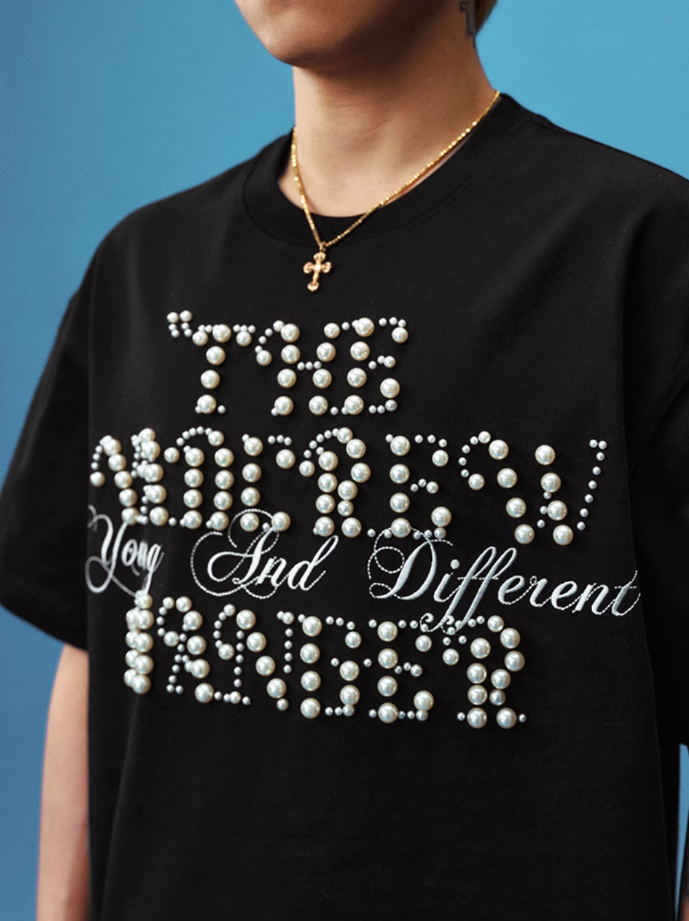 YADcrew Pearl Typography Logo Embroidered Tee | Face 3 Face