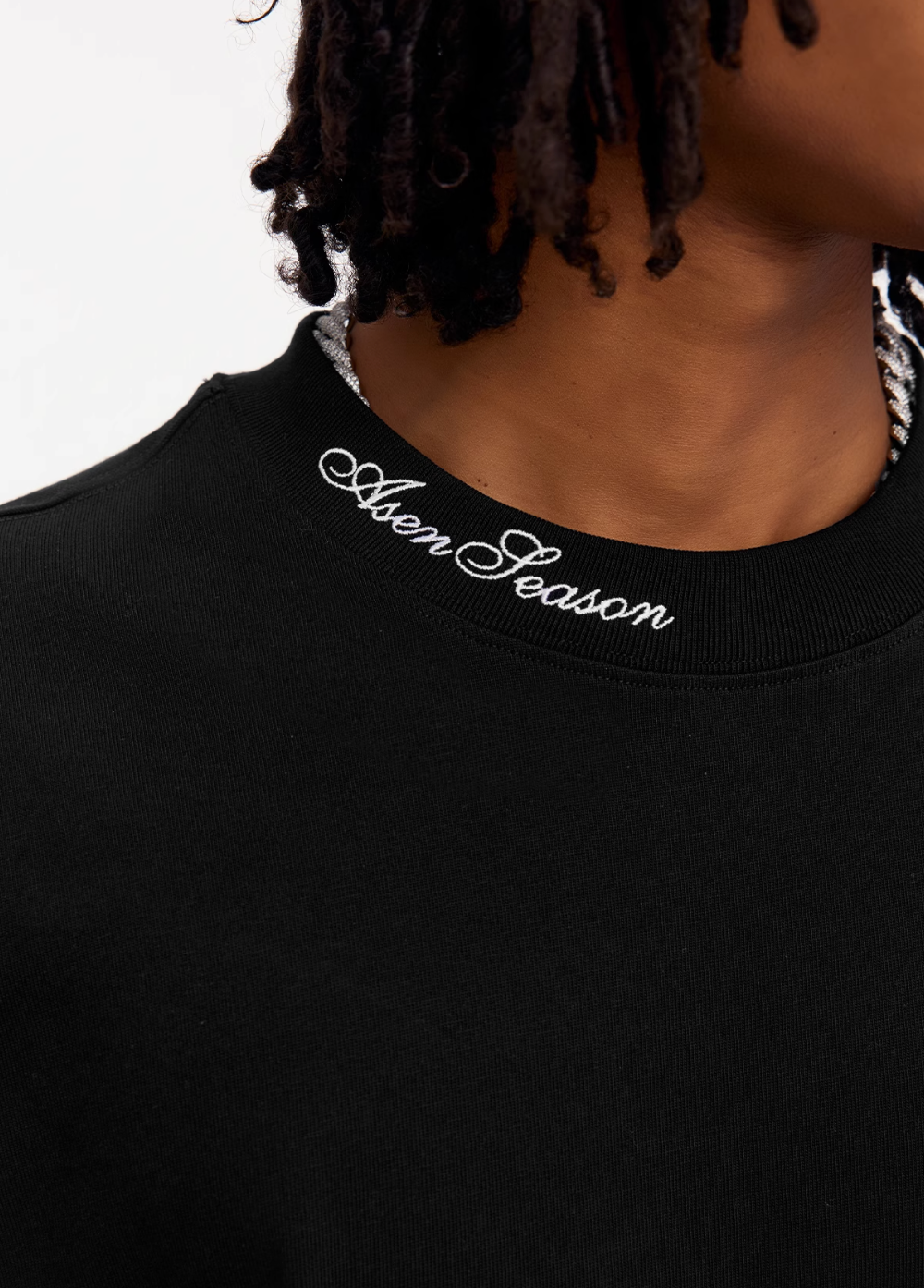 Small Town Kid Neckline Letter Embroidered Basic Tee | Face 3 Face
