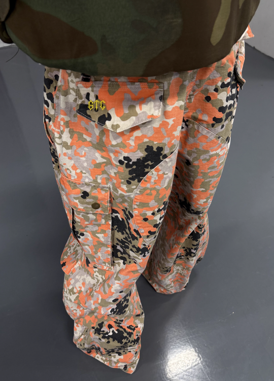 STEEPC Orange Camouflage Cargo Pants | Face 3 Face