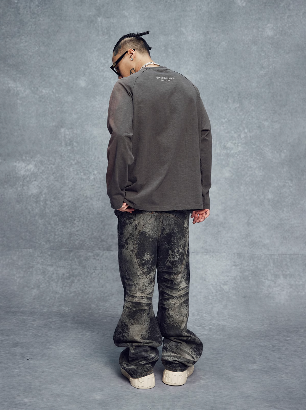 1807 Vintage Print Aged Long Sleeve Tee | Face 3 Face