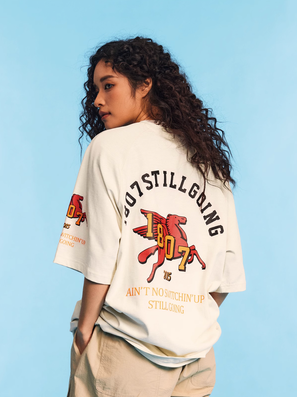 1807 Pegasus Print Raglan Tee | Face 3 Face