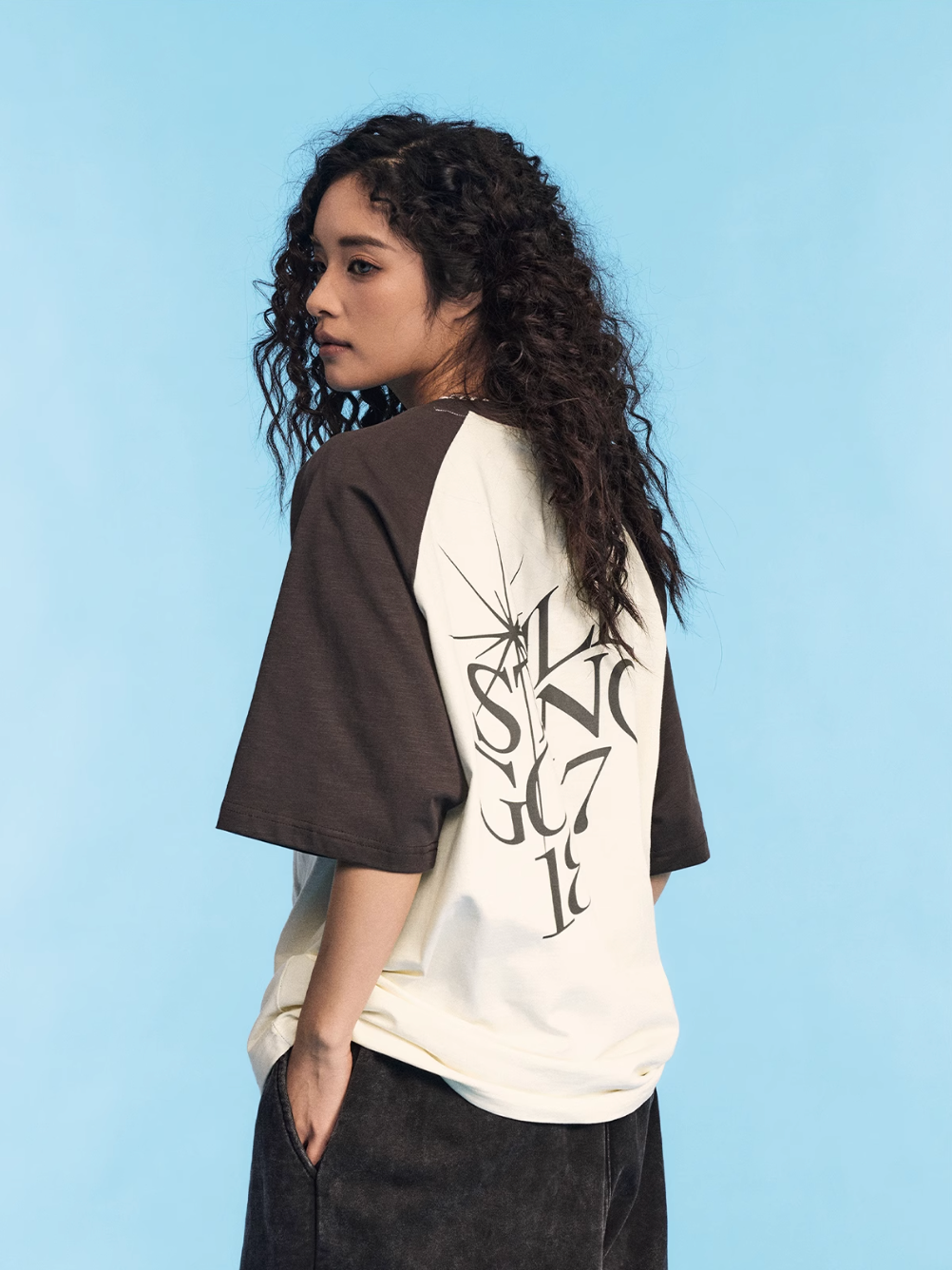 1807 Colorblock Wave Print Raglan Tee | Face 3 Face