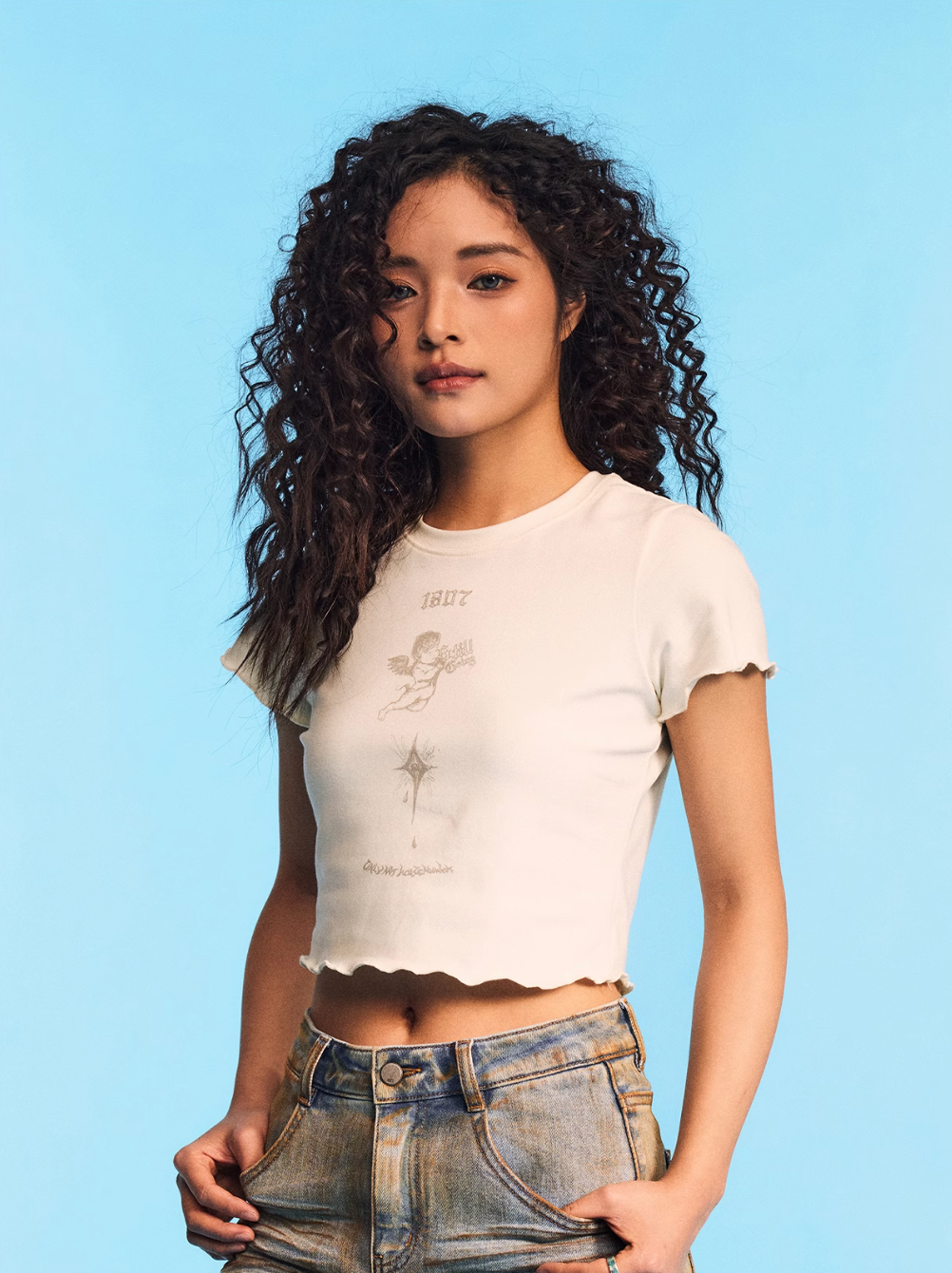 1807 Graffiti Angel Print Cropped Slim Tee | Face 3 Face