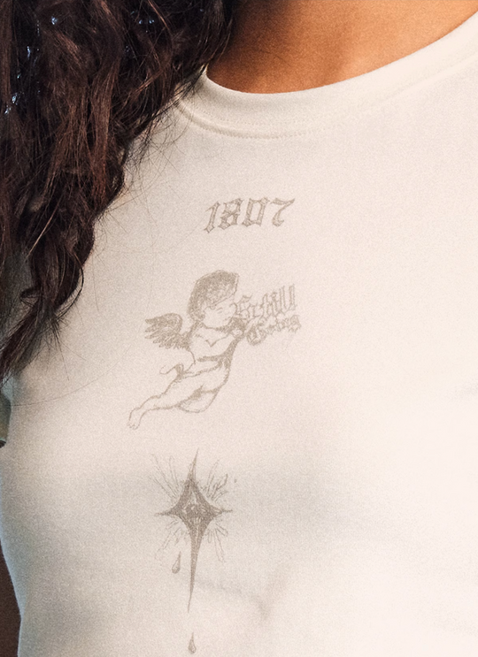 1807 Graffiti Angel Print Cropped Slim Tee | Face 3 Face