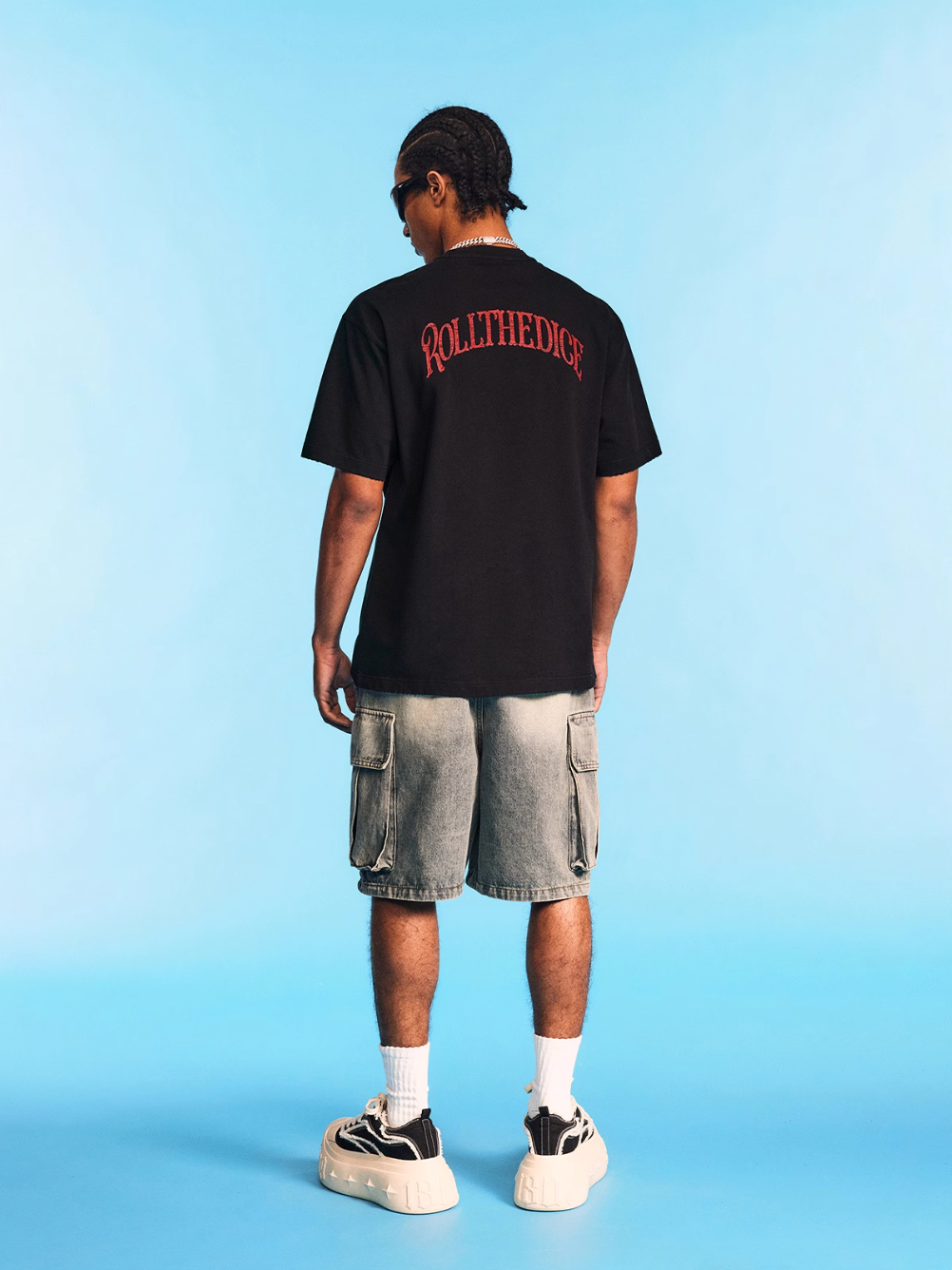 1807 ROLLTHEDICE Patch Embroidered Printed Aged Tee | Face 3 Face