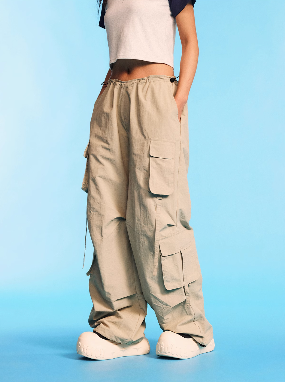 1807 Lightweight Nylon Multi Pocket Cargo Pants | Face 3 Face