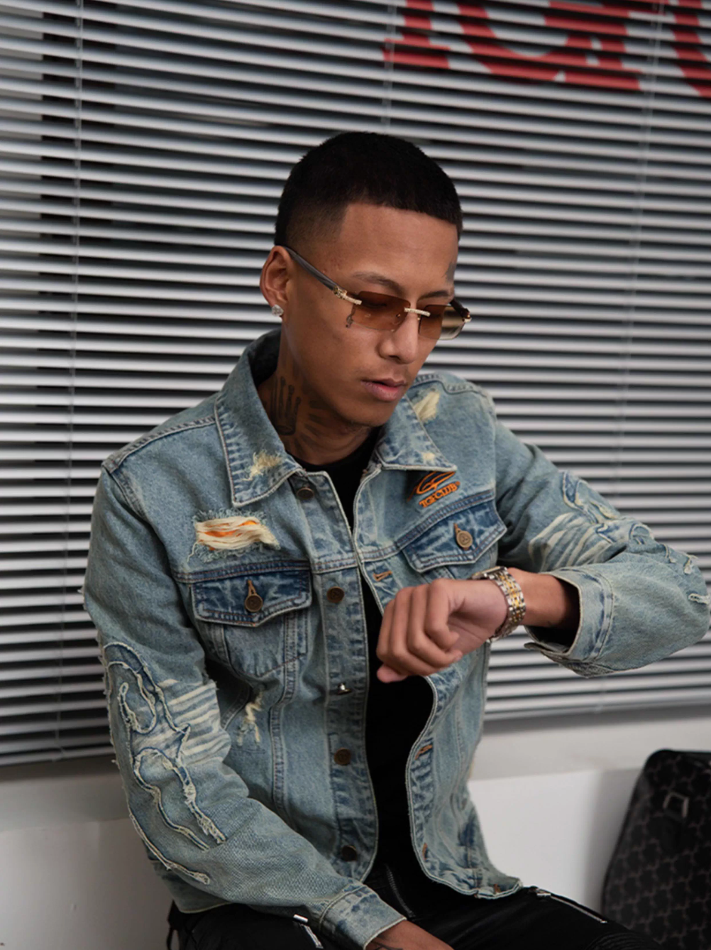 TGFCLUB Washed Hole Patch Embroidered Denim Jacket | Face 3 Face