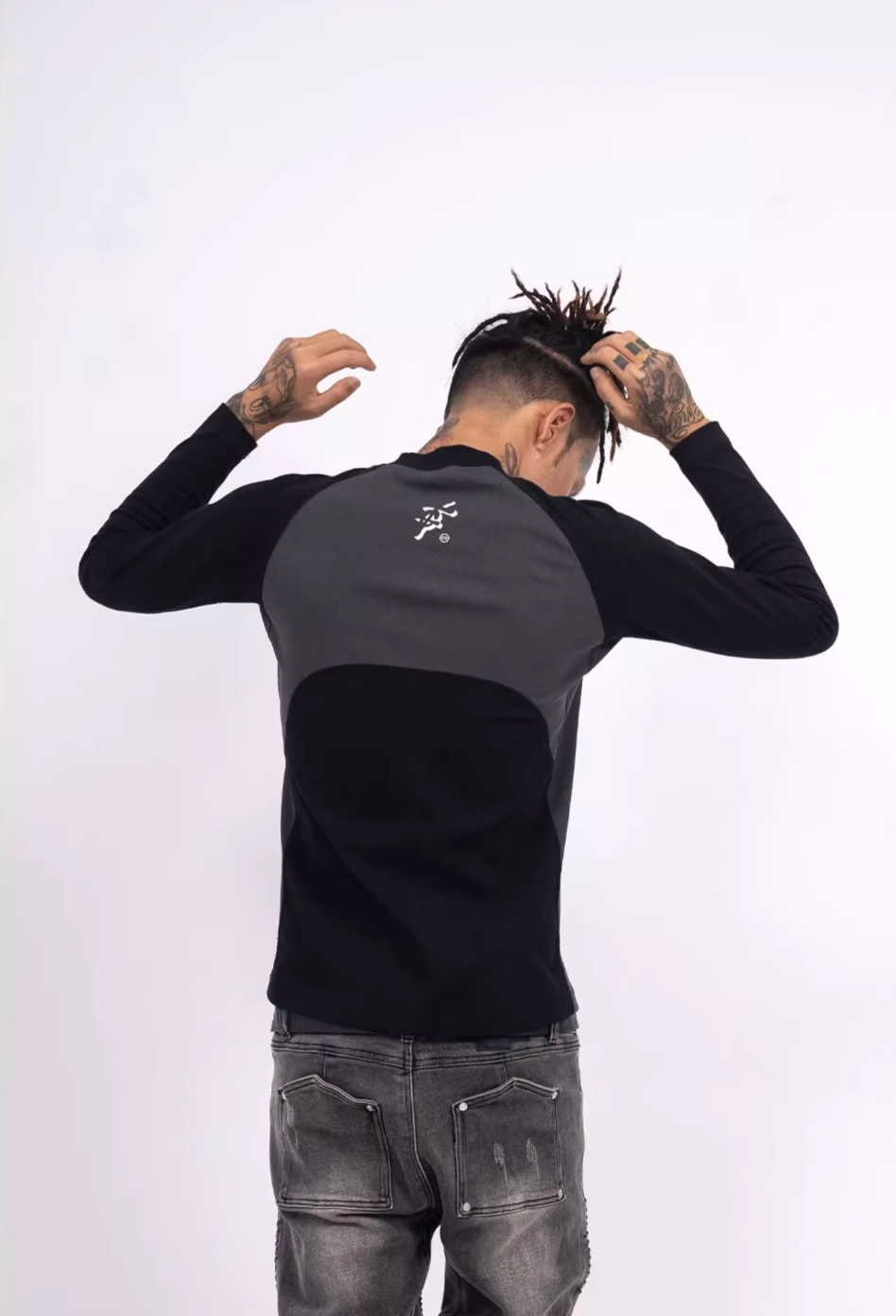 TGFCLUB Slim Fit Logo Print Basic Long Sleeve Tee | Face 3 Face