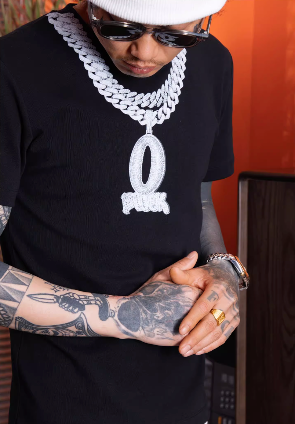 TGFCLUB Jewelry Graphic Print Tee | Face 3 Face