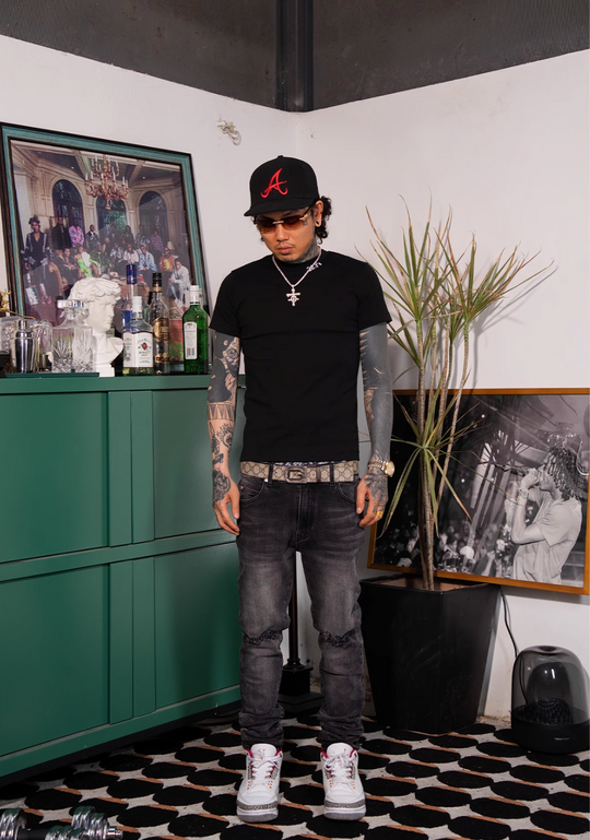 TGFCLUB 223 Neck Embroidered Stretch Slim Tee | Face 3 Face