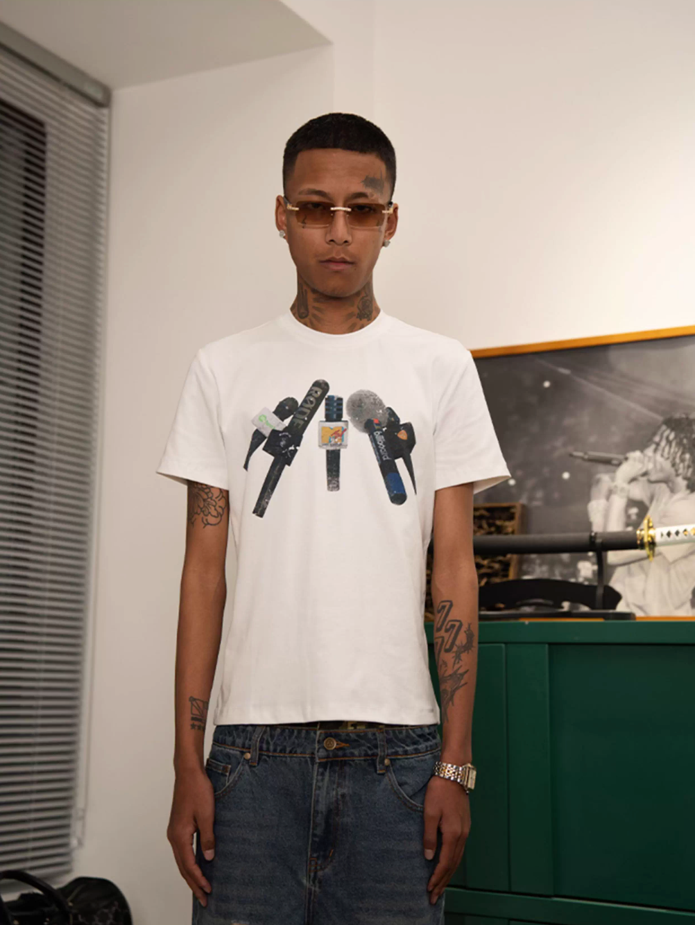TGFCLUB Interview Mic Print Tee | Face 3 Face