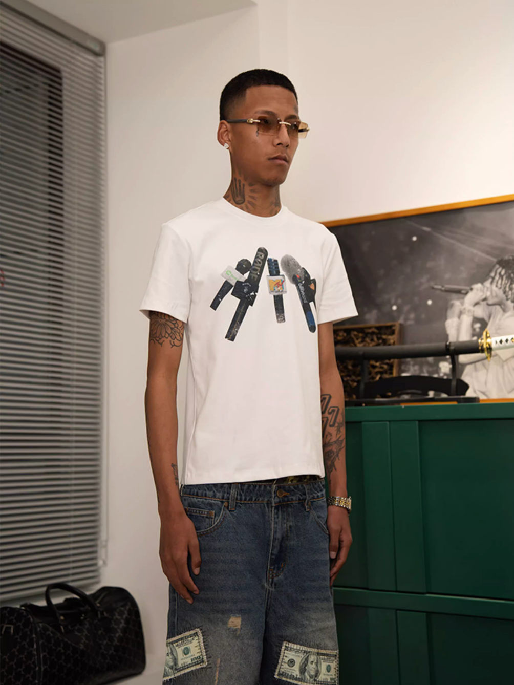 TGFCLUB Interview Mic Print Tee | Face 3 Face