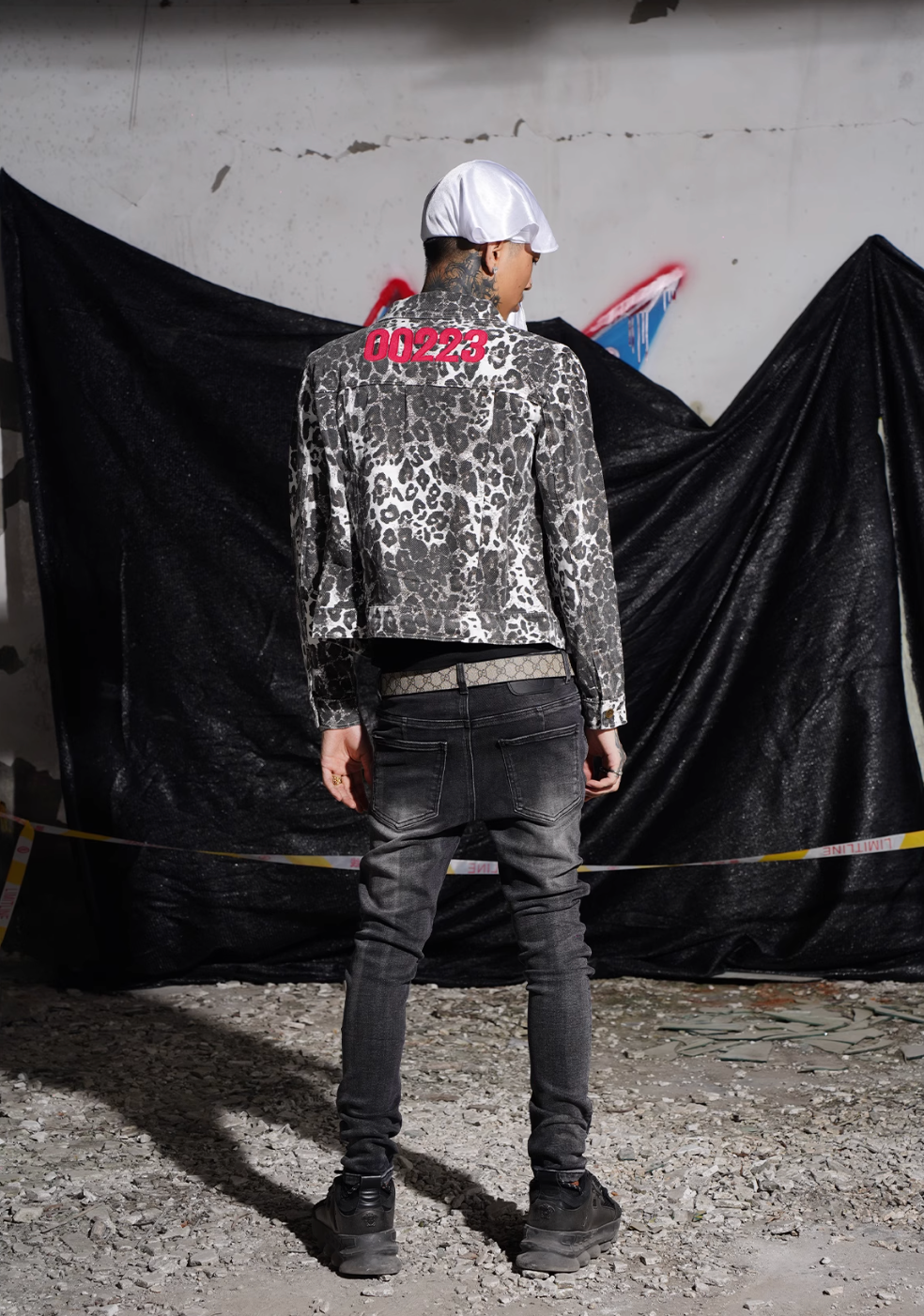 TGFCLUB Washed Cut Holes Slim Fit Stretch Jeans | Face 3 Face