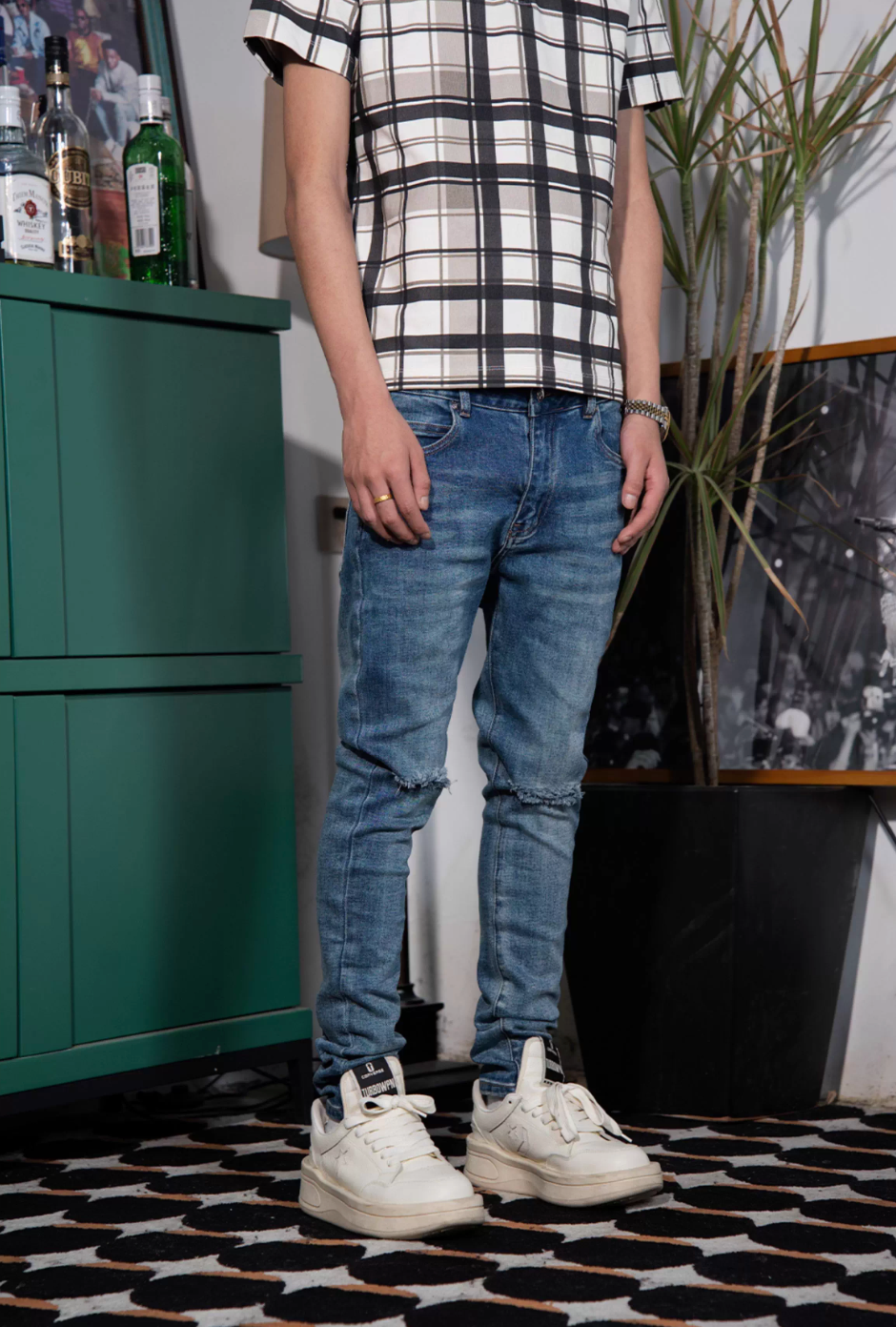 TGFCLUB Washed Cut Holes Slim Fit Stretch Jeans | Face 3 Face