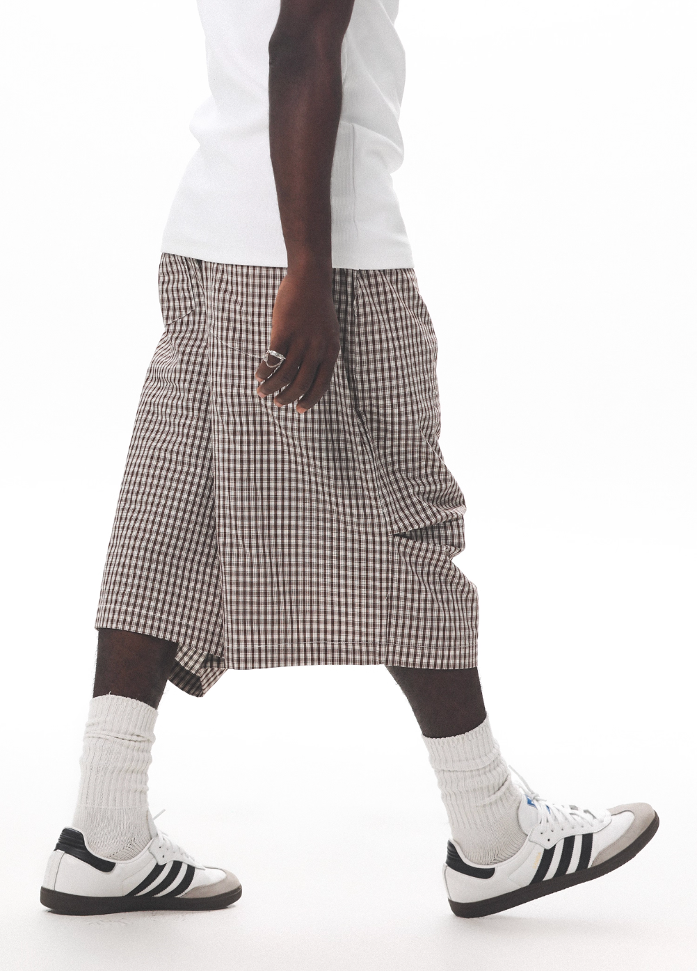 UNTILWERICH Plaid Pleated Knee Baggy Shorts | Face 3 Face