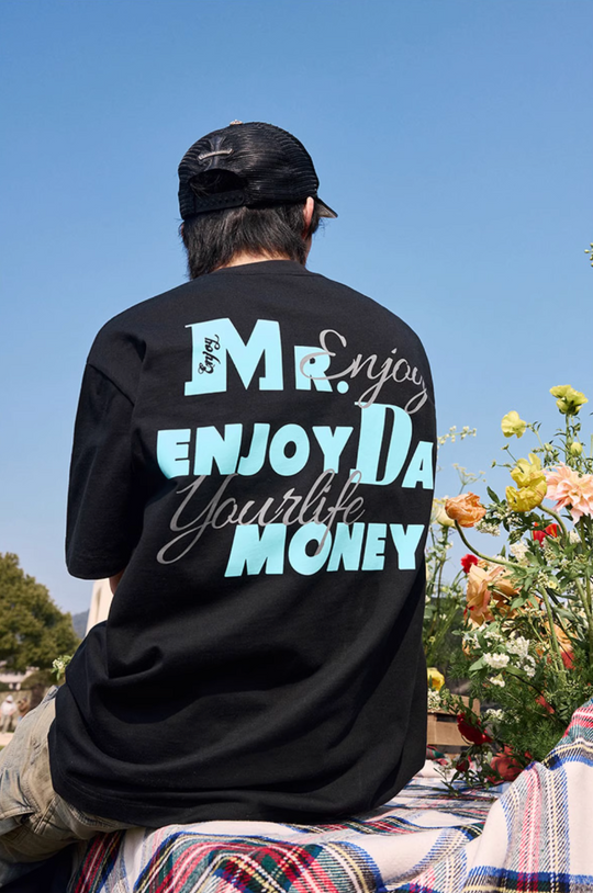 MEDM Contrast Color Logo Print Tee | Face 3 Face