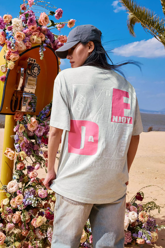 MEDM Colorblock Logo Print Tee | Face 3 Face