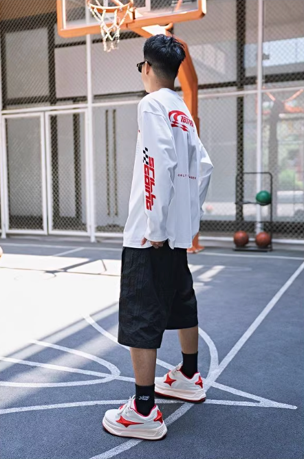 1807 Number 8 Racing Print Long Sleeve Tee | Face 3 Face