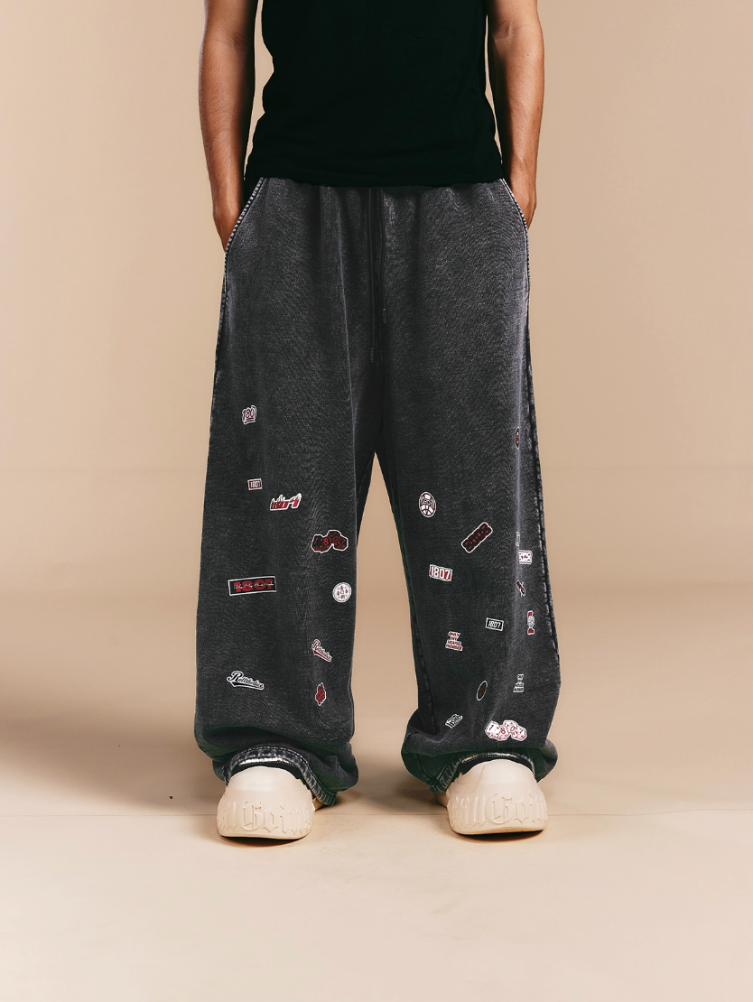 1807× LABT Logo Patch Washed Sweatpants | Face 3 Face