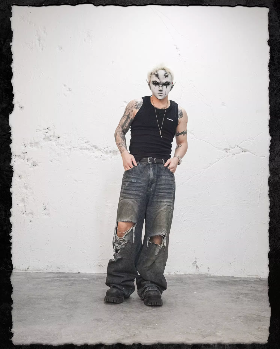 UNDERWATER Dirty Dye Aged Torn Baggy Jeans | Face 3 Face