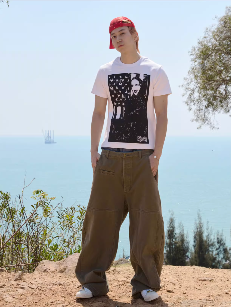 RUSURE Portrait Print Tee | Face 3 Face